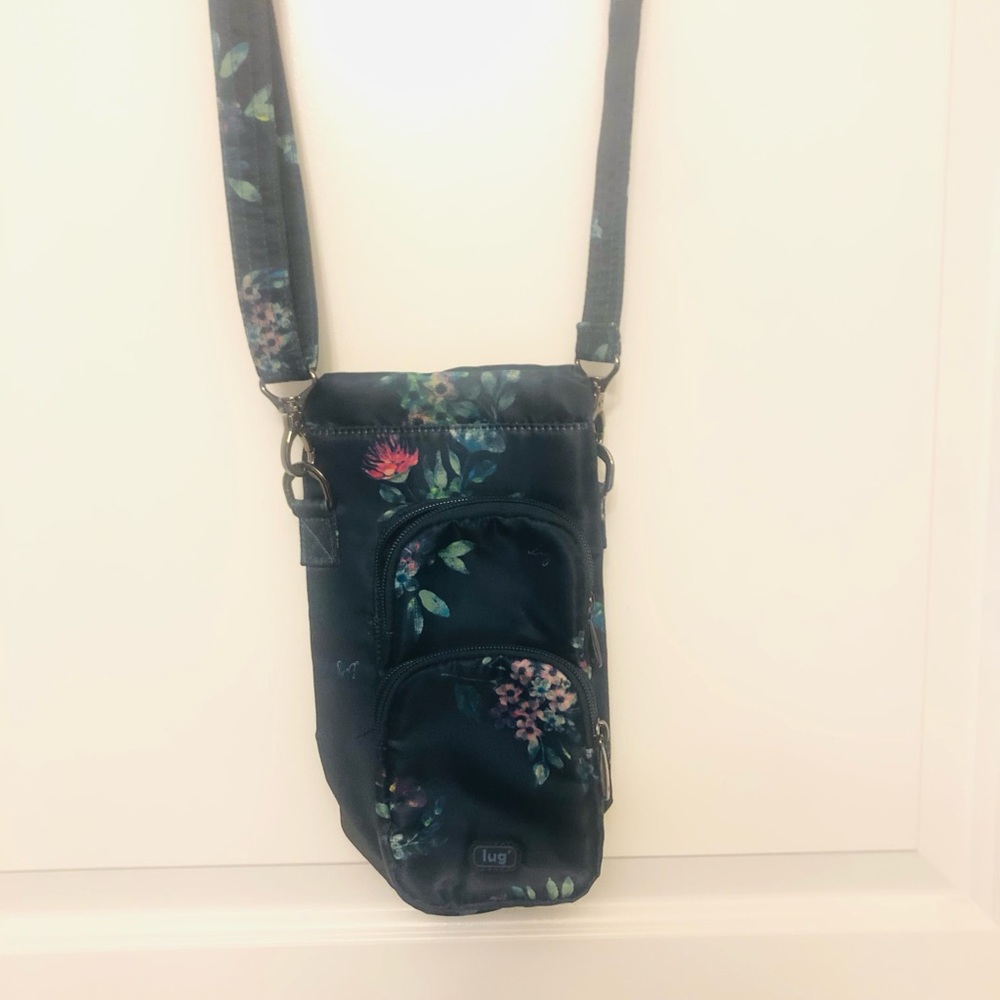 Lug Black Floral Crossbody Water Pouch